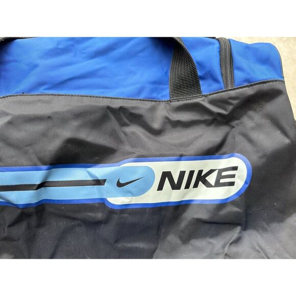 Nike Duffle Gym Bag Blue 19x10x11 With Shoulder Strap H9-sky Vintage - Picture 5 of 5
